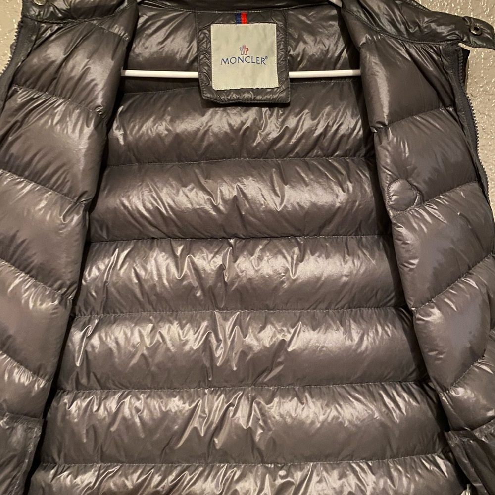 I am selling this almost like new Moncler size 5 puff vest